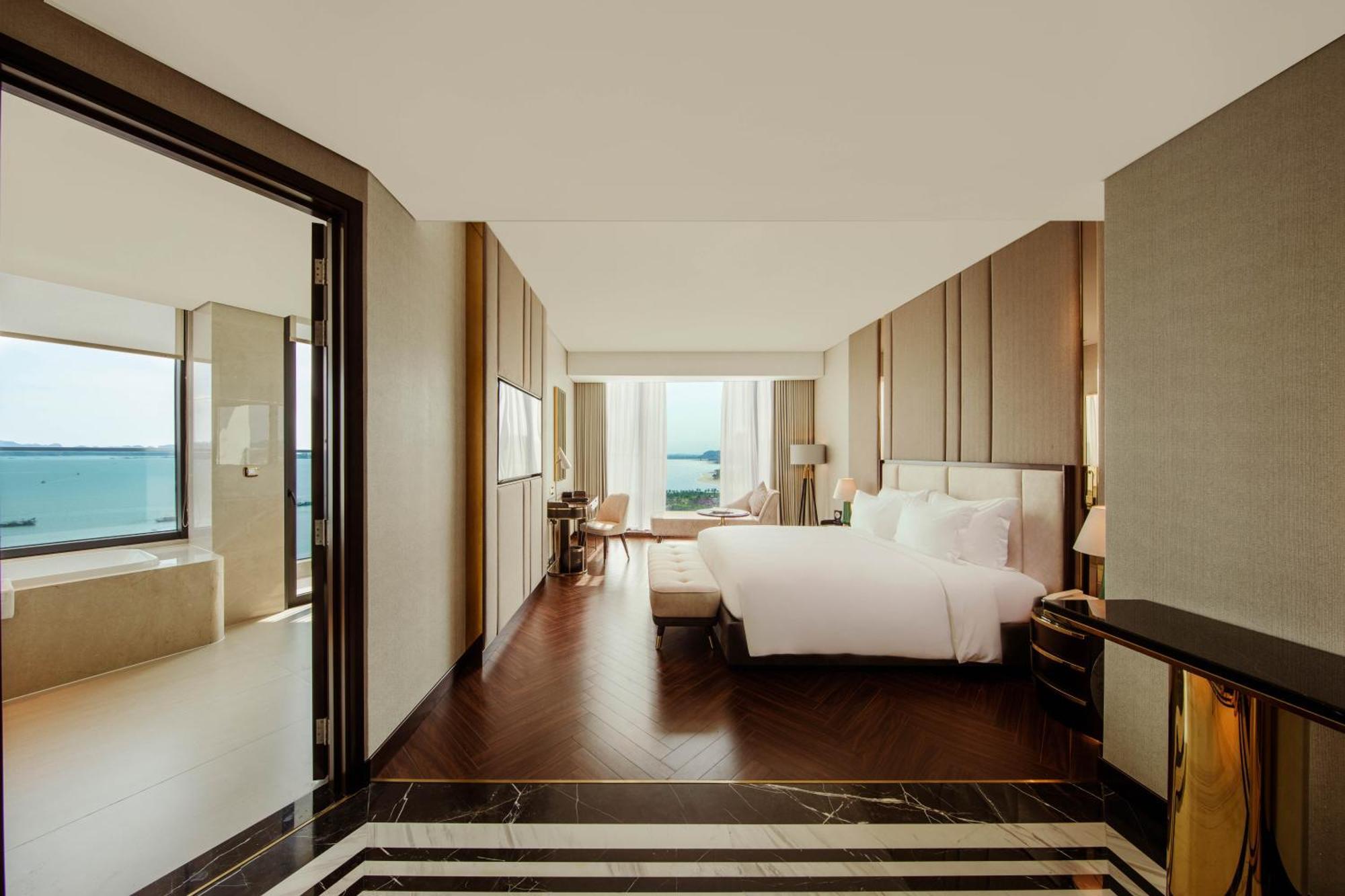 Готель Radisson Blu Ha Long Bay Екстер'єр фото
