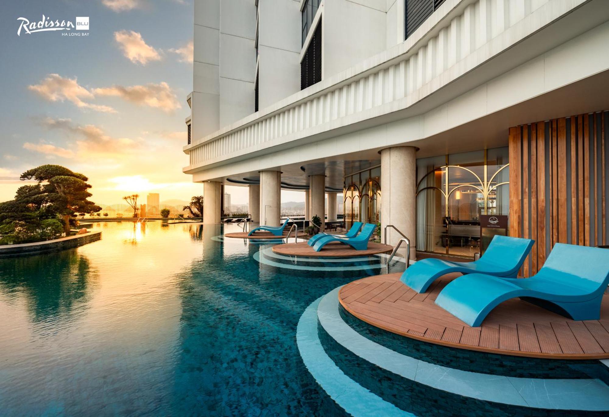 Готель Radisson Blu Ha Long Bay Екстер'єр фото