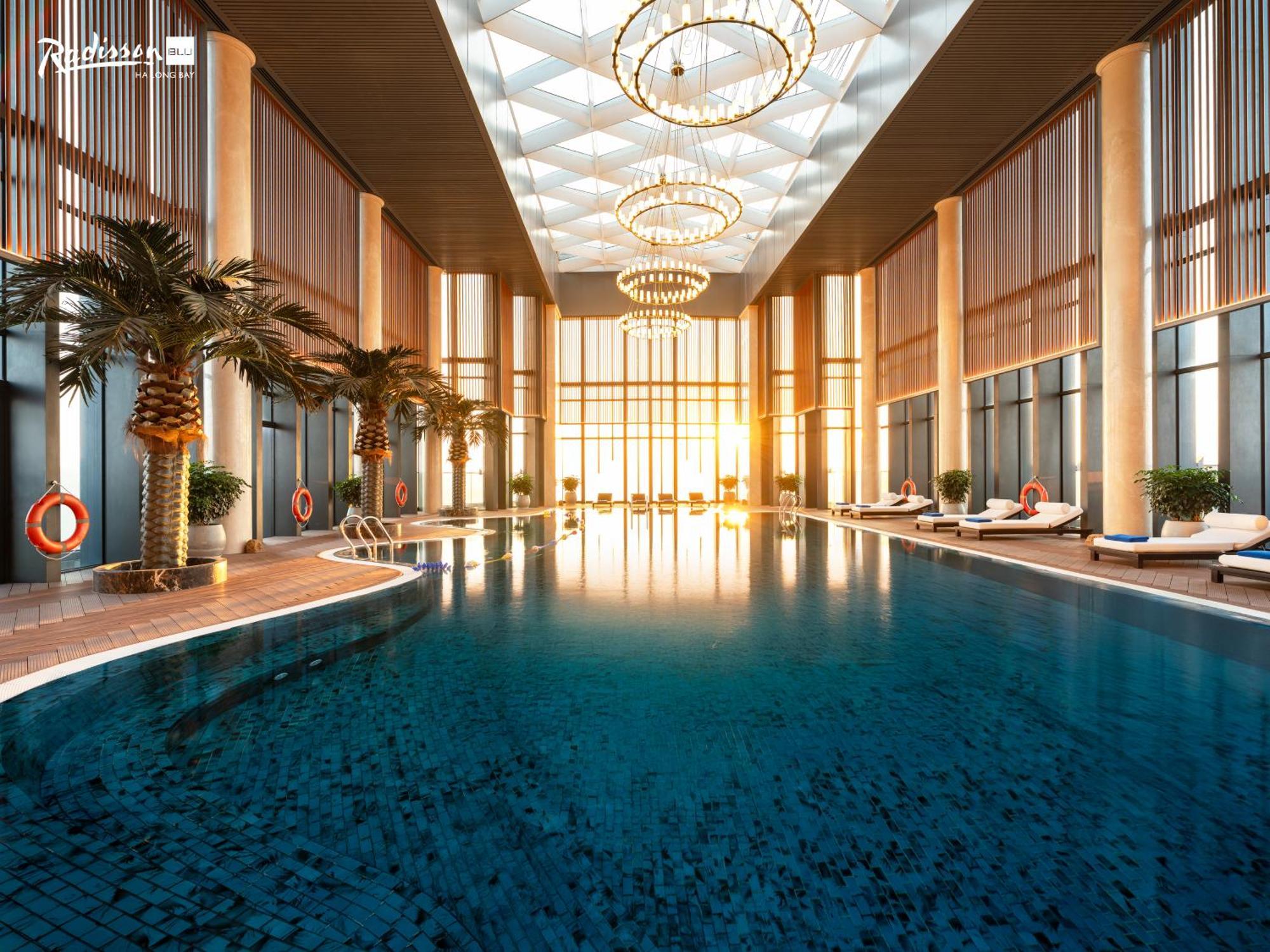 Готель Radisson Blu Ha Long Bay Екстер'єр фото