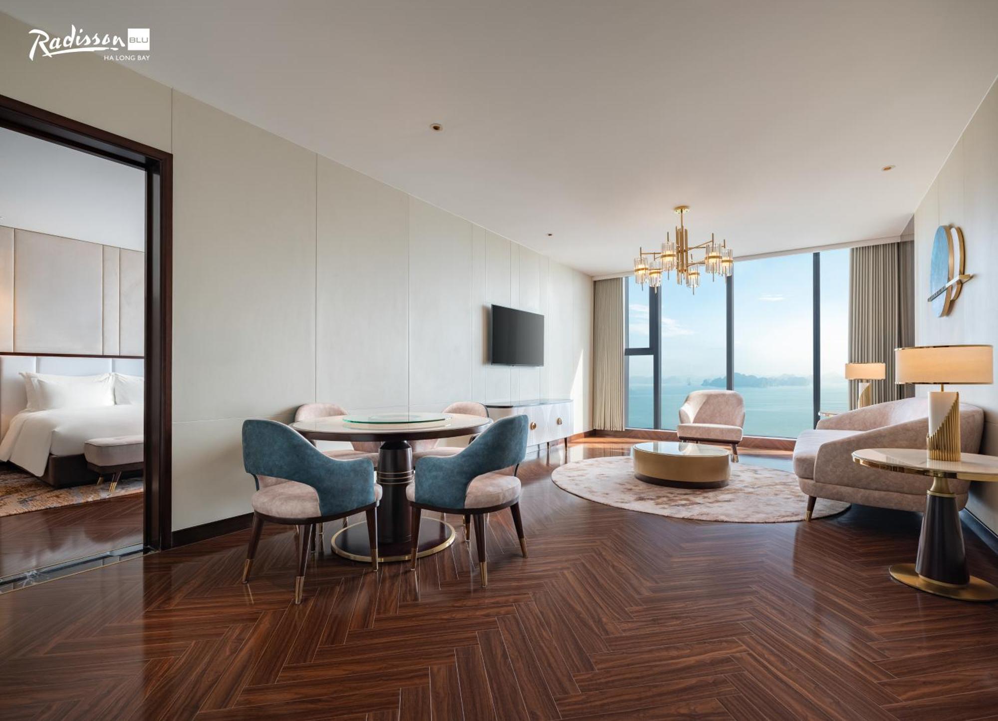 Готель Radisson Blu Ha Long Bay Екстер'єр фото