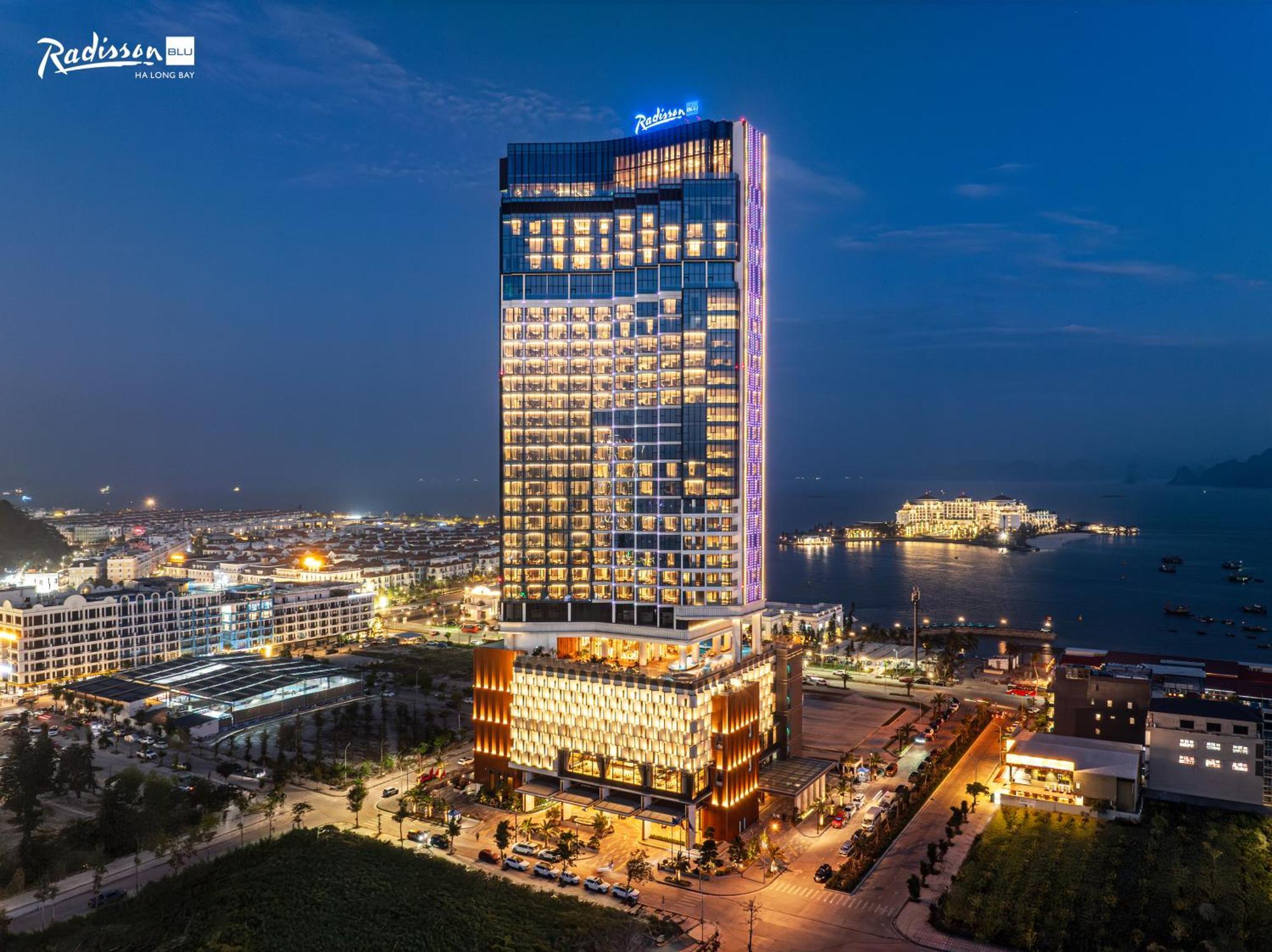 Готель Radisson Blu Ha Long Bay Екстер'єр фото