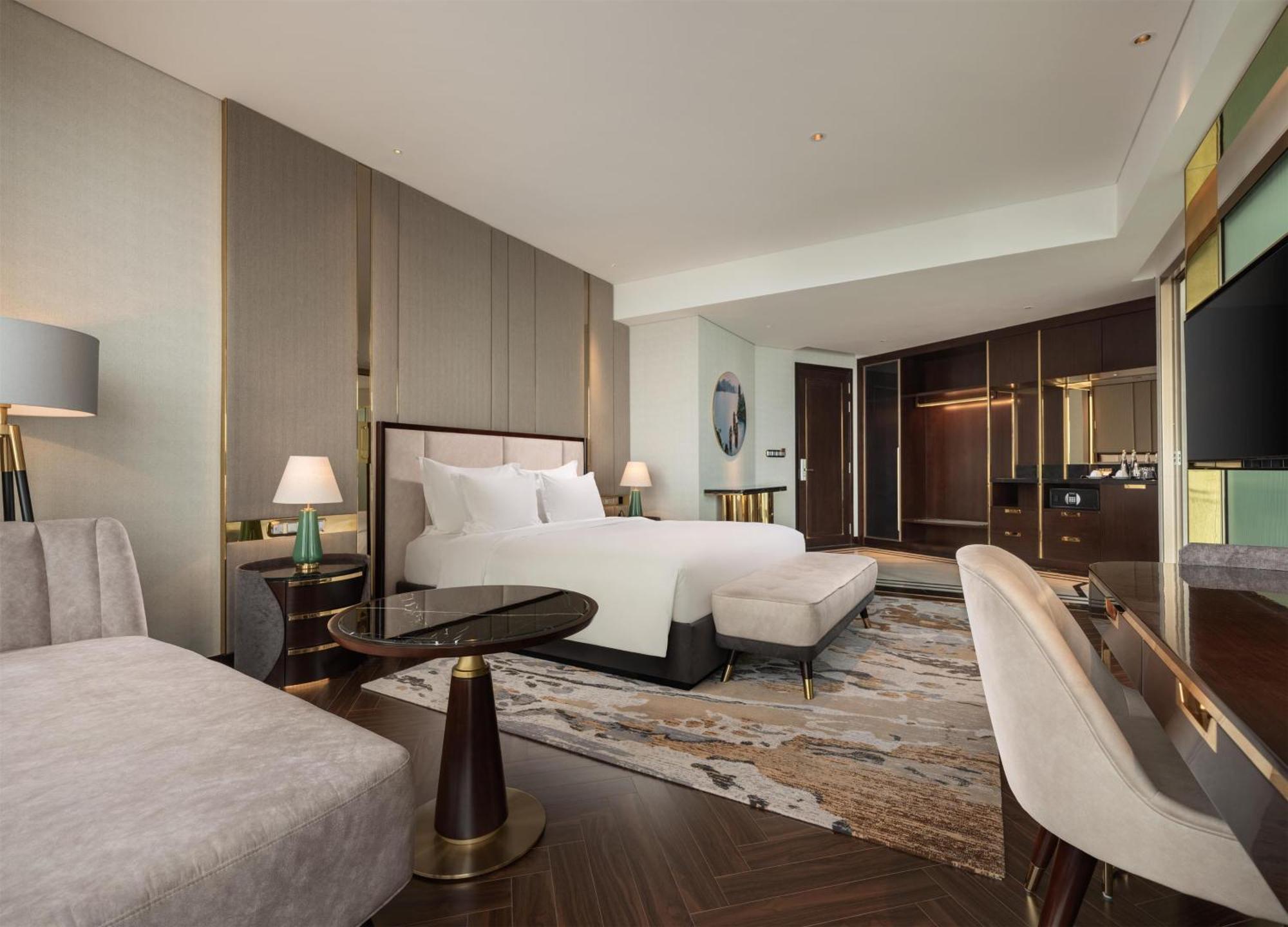 Готель Radisson Blu Ha Long Bay Екстер'єр фото